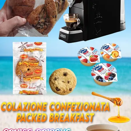 Iris Couette-café Monopoli